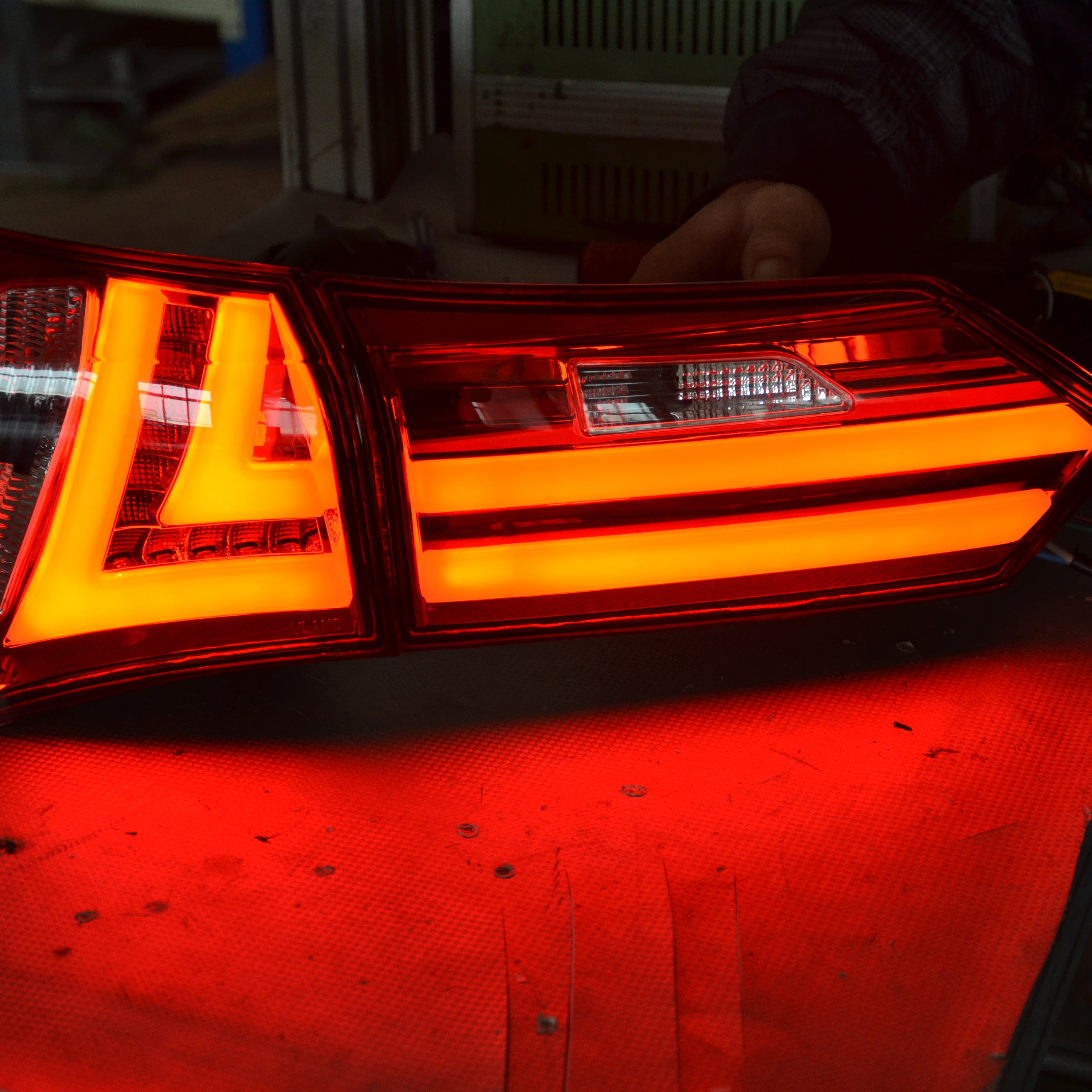 VLAND LED Tail lights For Toyota Corolla 2014-2019 International E170/E180 version(Price of 100 pairs)