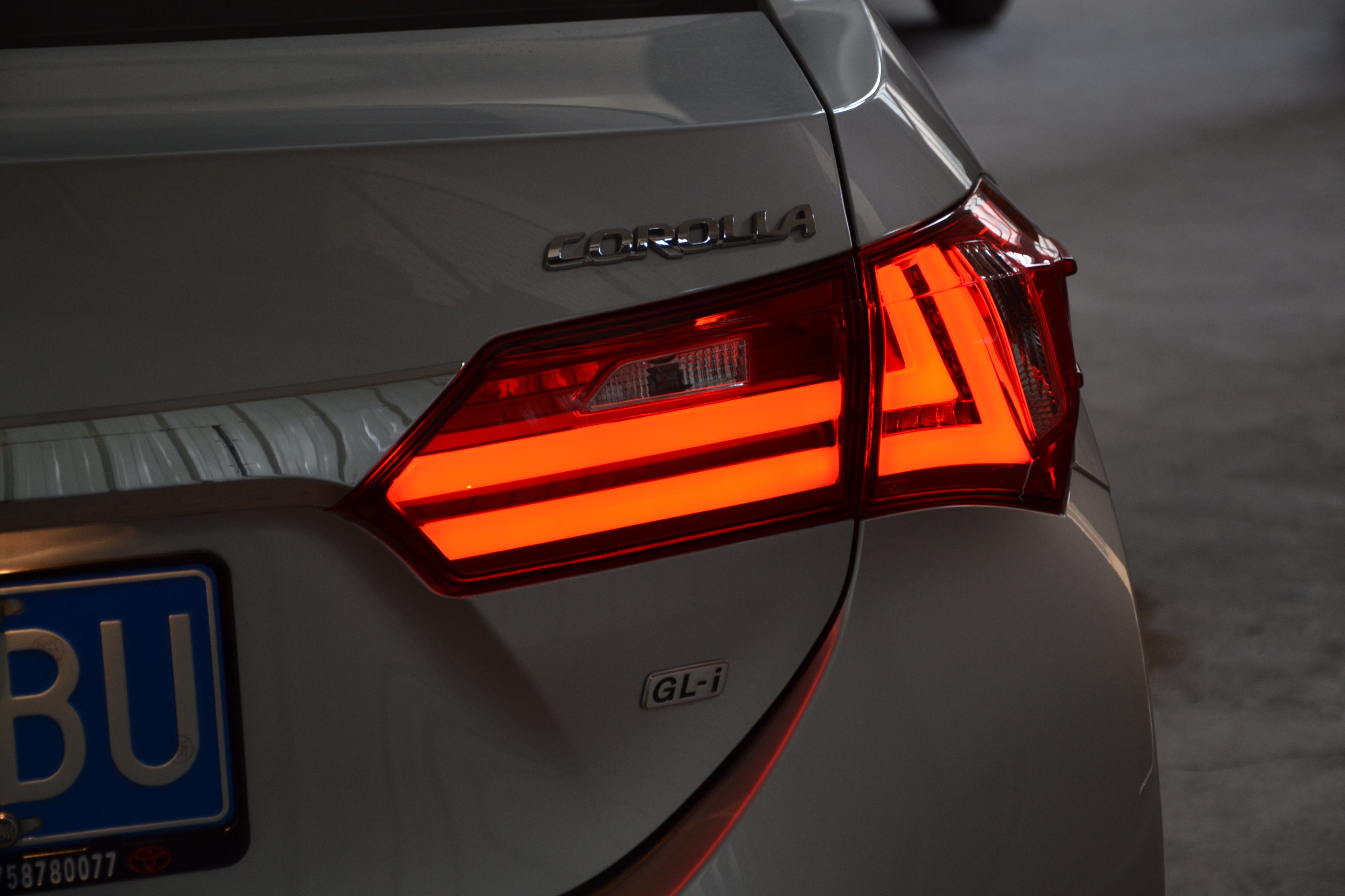 VLAND LED Tail lights For Toyota Corolla 2014-2019 International E170/E180 version(Price of 100 pairs)